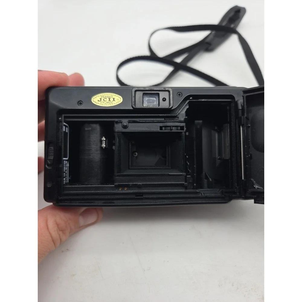Minolta Freedom Dual AF 35mm Film Point and Shoot Camera Japan - For Parts